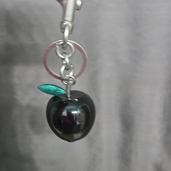 Black Apple Key Holder Bag Charm - Picture 7 of 7